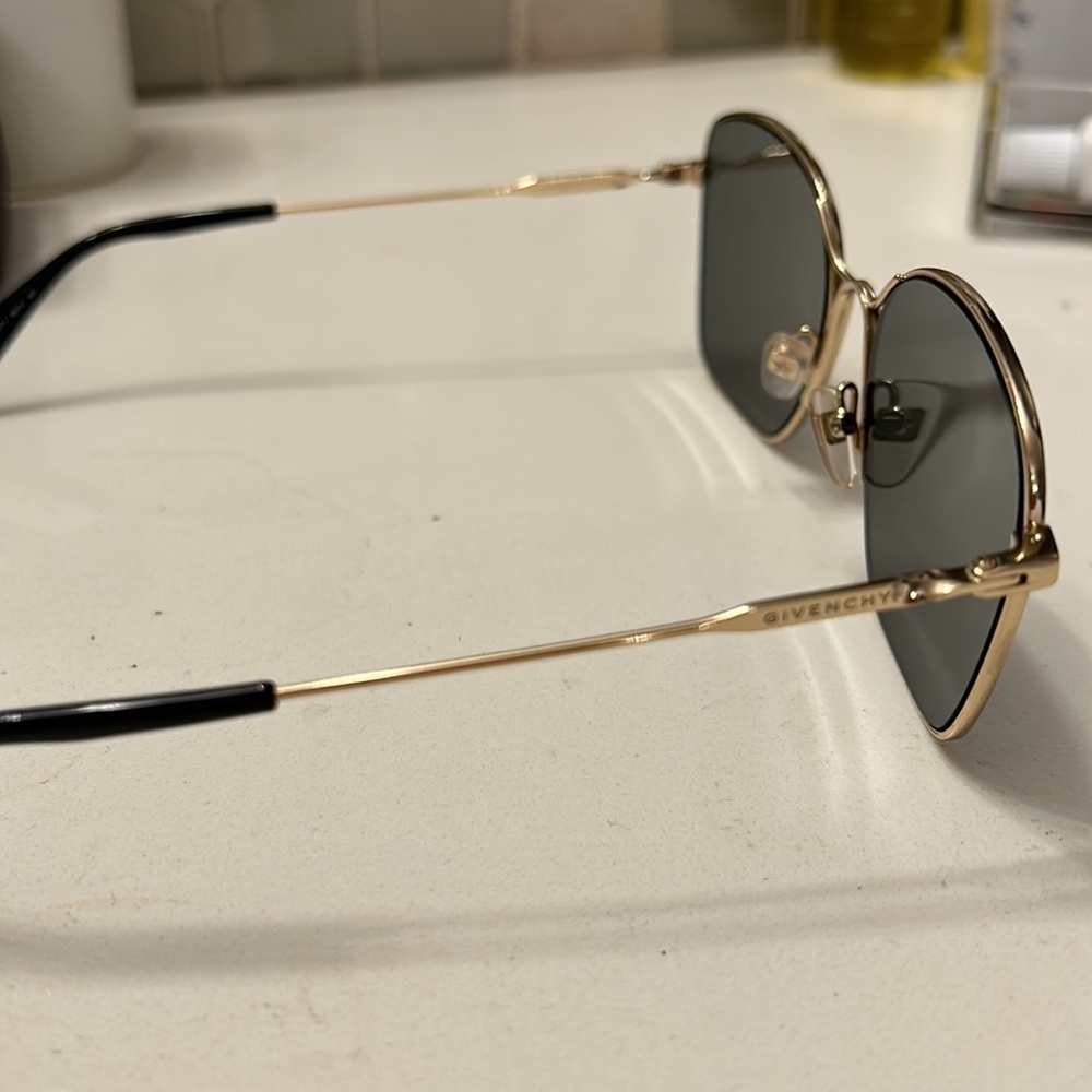 Givenchy Aviators - image 3